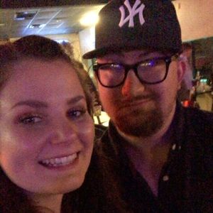 Meet your Posher, Hunter